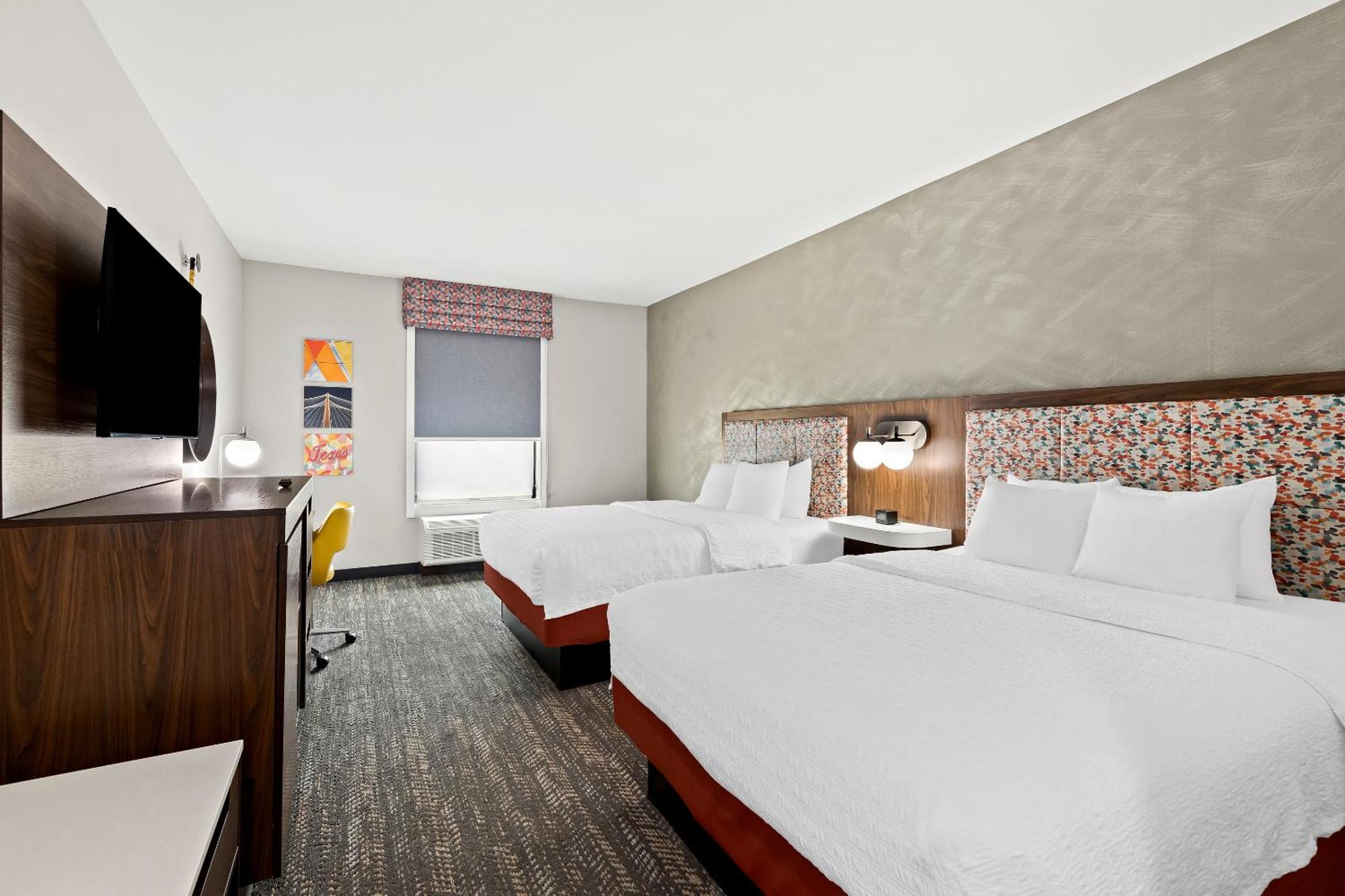 Hampton Inn לונגוויו מראה חיצוני תמונה